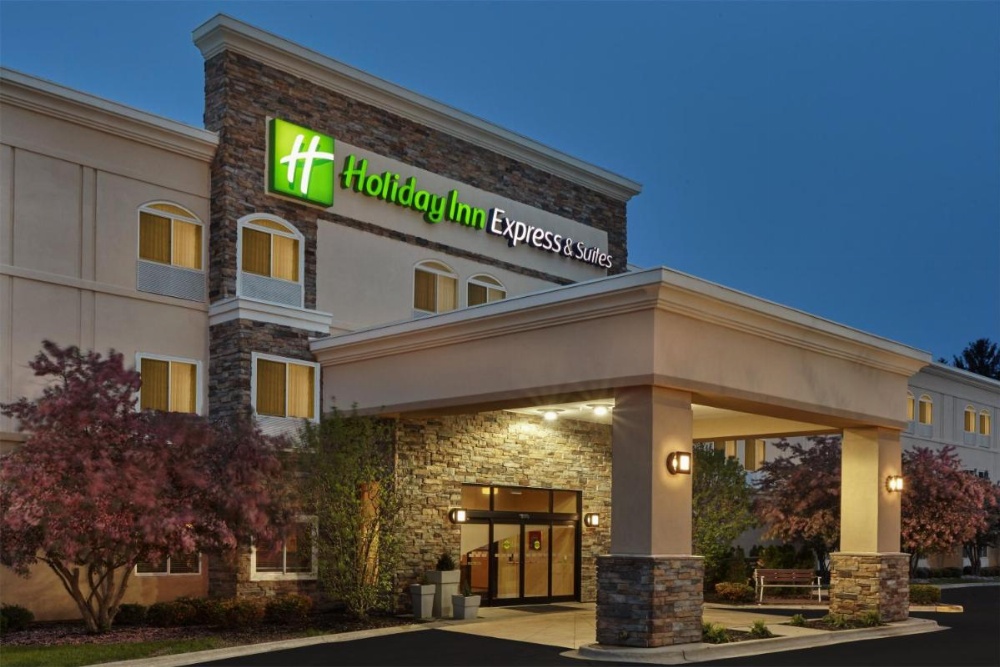 Holiday Inn Express Hotel & Suites Chicago-Libertyville Image 28