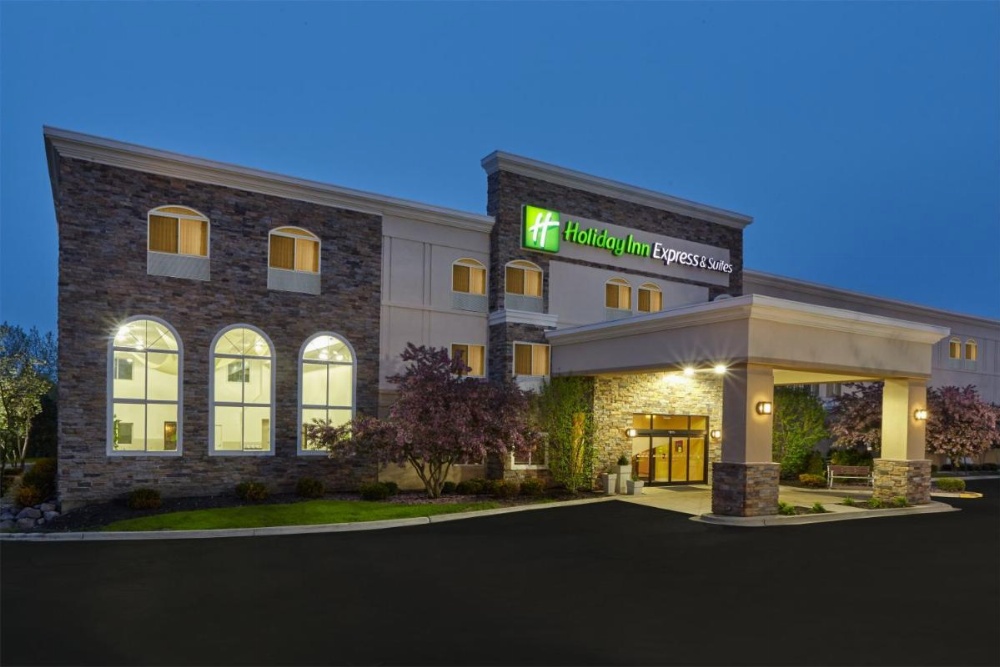 Holiday Inn Express Hotel & Suites Chicago-Libertyville Image 29